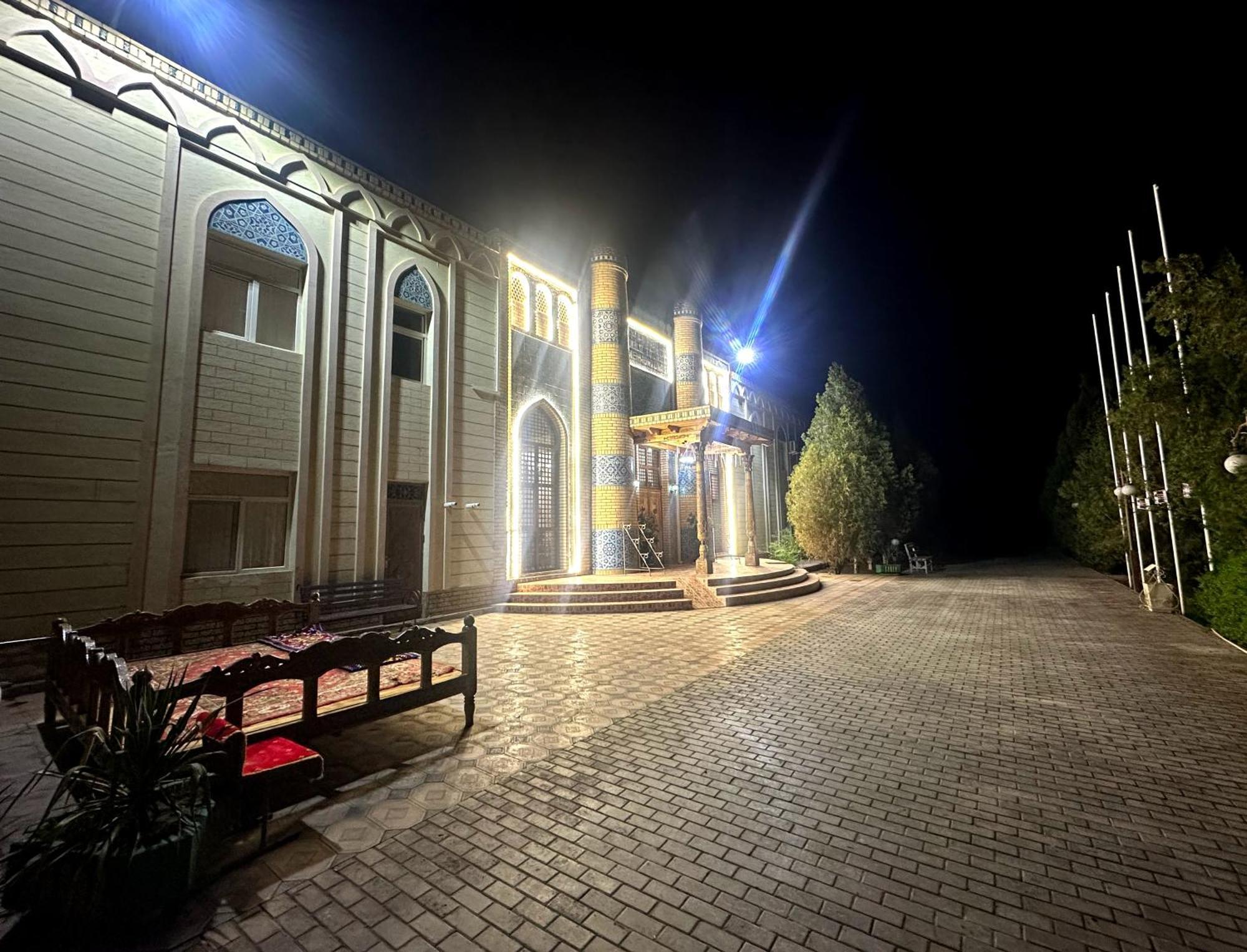 Hotel Qibla Tozabog à Khiva Extérieur photo