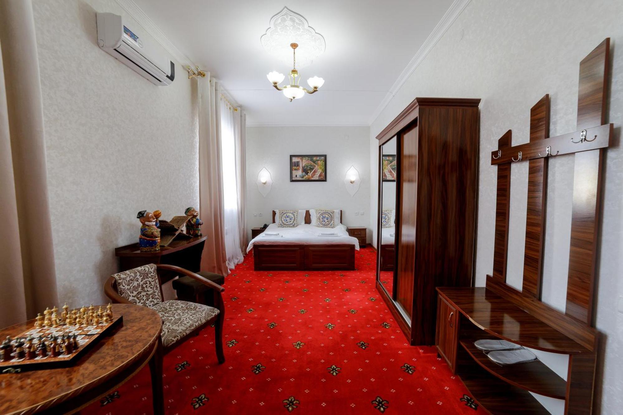 Hotel Qibla Tozabog à Khiva Extérieur photo