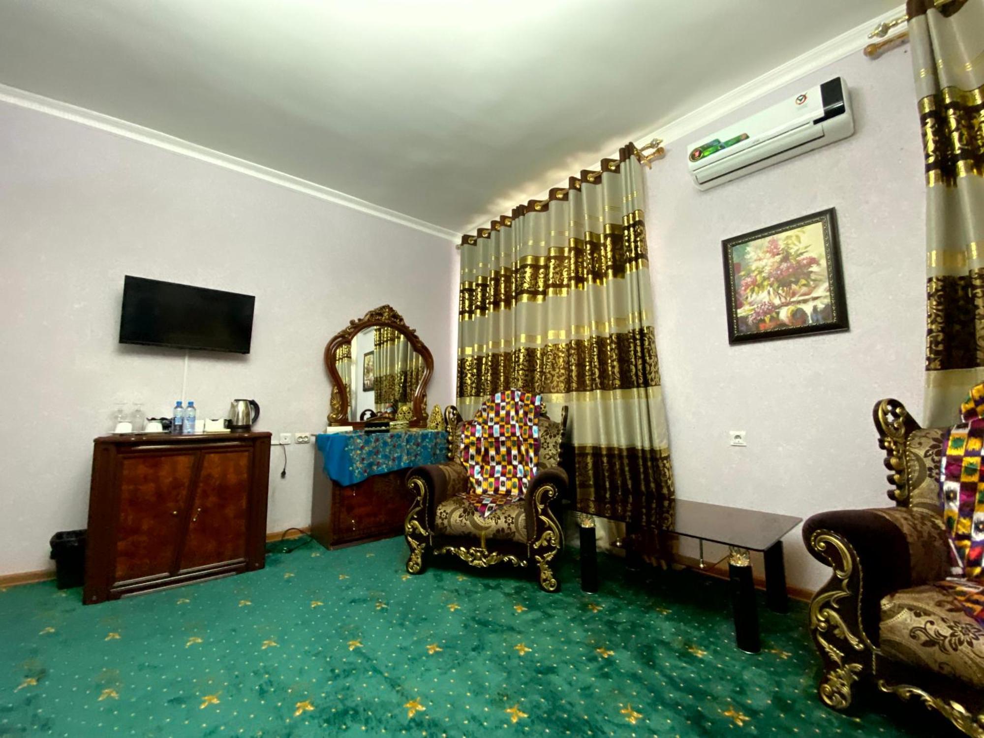 Hotel Qibla Tozabog à Khiva Extérieur photo