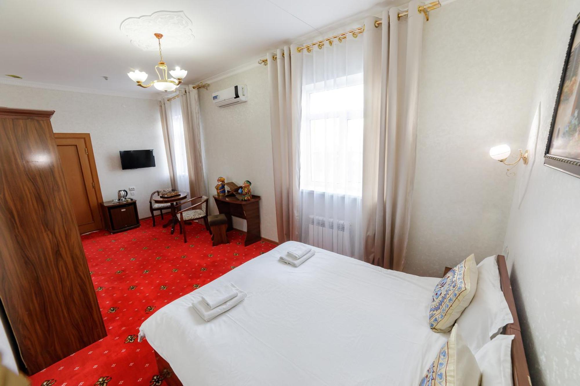 Hotel Qibla Tozabog à Khiva Extérieur photo